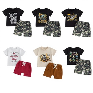 ชุดเสื้อผ้าเด็กขายส่งแบบคละแบบ เสื้อแขนสั้นพร้อมกางเกงขาสั้น ดีไซน์หลากหลาย สีสันผสมผสาน - Product Image 5
