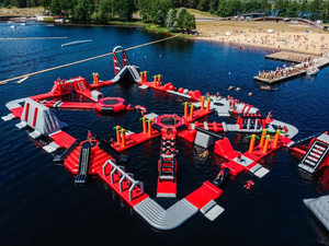 Parc aquatique flottant <span class=keywords><strong>de</strong></span> haute qualité Parc aquatique Parcours d'obstacles Parcs <span class=keywords><strong>de</strong></span> jeux sportifs Adultes Enfants Parcs aquatiques modulaires gonflables en PVC - Product Image 2