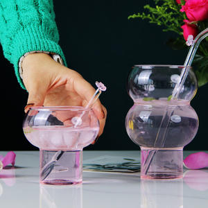 Verres à cocktail <span class=keywords><strong>en</strong></span> <span class=keywords><strong>verre</strong></span> <span class=keywords><strong>rose</strong></span> tasse <span class=keywords><strong>en</strong></span> <span class=keywords><strong>verre</strong></span> à boire <span class=keywords><strong>en</strong></span> forme de <span class=keywords><strong>gourde</strong></span> mignonne pour boisson chaude et froide articles <span class=keywords><strong>en</strong></span> <span class=keywords><strong>verre</strong></span> borosilicate - Product Image 1