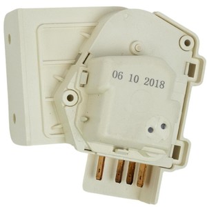 Minuteur de dégivrage 5304518034 pour réfrigérateur Electrolux 110-120 V, pièce de rechange en plastique - Product Image 1