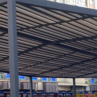 Auvent d'ombrage motorisé rétractable terrasse extérieure stores coulissants toit rétractable pour restaurants ou bars