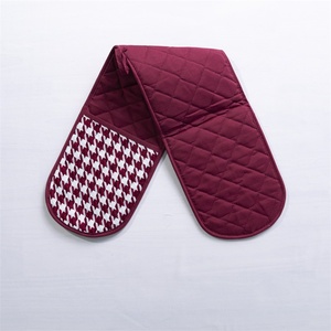 Manoplas acolchadas para horno Guantes dobles para horno Potholder Hornear Panaderías Uso comercial A prueba de calor Tamaño de logotipo personalizado a granel Precio al por mayor - Product Image 3