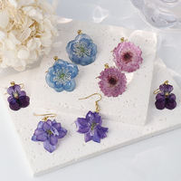 Resin Real Dried Flower Stud Earrings Handmade Pressed Hydrangea Flower Resin Earrings <strong>Jewelry</strong> Holiday Gift for Her