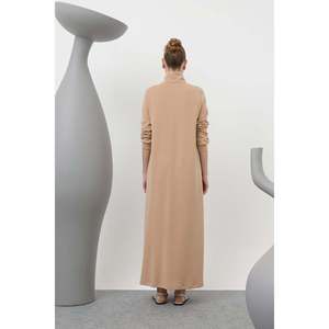 Vestido Camel con Cierre y Botones a Presión para Mujer LOREEN, Corte Cómodo para Uso Diario, Estilo Elegante de Longitud Midi - Product Image 5