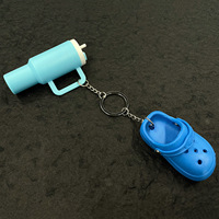 Mengda Offre Spéciale Mini Ice Tyran Cup Hole Chaussures Porte-clés Creative Couple Pendentif Porte-clés Peut être étiqueté et expédié au nom de