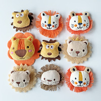 Mini jouets en peluche de petite taille, Animal en peluche, personnalisé et mignon avec tête de dessin animé, accessoires pour chaussettes de bébé, chapeaux, vente en gros, pièces