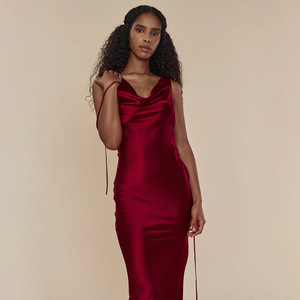Robe de soirée longue style européen et américain, dos nu, sans manches, taille naturelle - Product Image 2