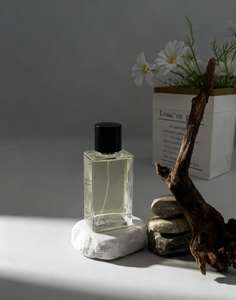 Perfume de Marca de Lujo de Alta Calidad Hecho en Fábrica Fragancia Amaderada Personalizada de Marca, Natural, Refrescante, Ecológica y Duradera - Product Image 4