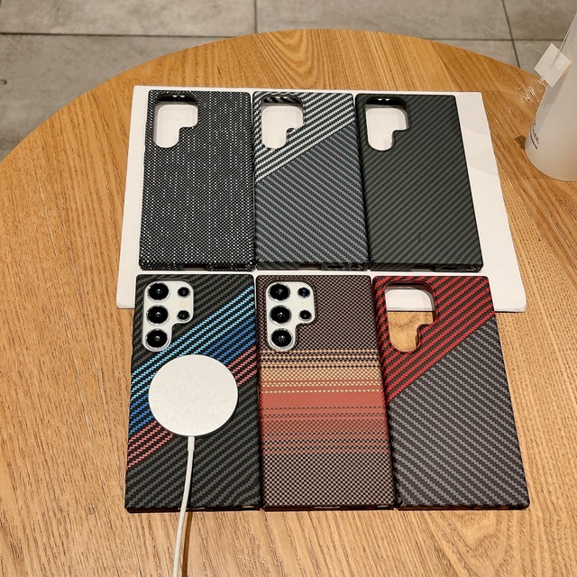 Luxury Magnetic Hard Phone Case for Samsung Galax S26 Ultra A57 S25 S23 Ultra Carbon Fiber Pattern Protective Cover