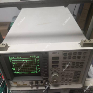 HP Agilent 8591E Testé en bon état d'occasion - Product Image 4