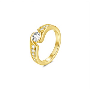 Anillo de Plata de Ley S925 con Corazón Retorcido y Moissanita, Anillo de Lujo para Propuesta, Versátil, para el Dedo Índice, para Mujer - Product Image 1