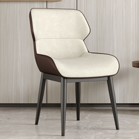 Chaises de salle à manger modernes minimalistes OEM avec assise en cuir rembourrée, pieds en fer, mobilier écologique pour la maison