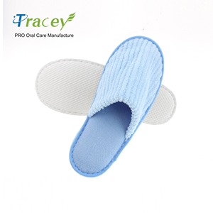 Pantuflas Desechables de Felpa de Coral Estampadas de Alta Calidad para <span class=keywords><strong>Hotel</strong></span>, Color Azul, con Suelas Antideslizantes Cálidas para Spa y Salones de Belleza - Product Image 1