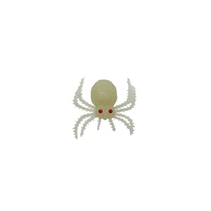 Nouveauté acclamée : Jouets araignées assortis pour tours de magie, blagues et cadeaux farfelus, conformes EN71 BSCI - Product Image 1