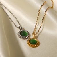 Collar con Colgante Redondo de Acero Inoxidable Dorado con Piedra Natural Verde Ojo de Gato Ovalada para Mujer, Venta al Por Mayor