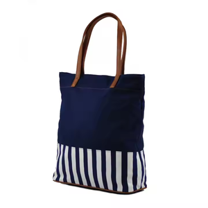 Sac portable à fermeture éclair en toile marine de couleur contrastée - Product Image 4