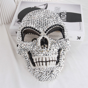 Máscara de Calavera con Pedrería, Estilo Horror, de Plástico, para Fiestas, Halloween, Navidad, Carnaval, Accesorio DIY - Product Image 2