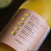 Étiquettes adhésives personnalisées Étiquette en vinyle écologique imperméable LOGO pour l'emballage de jus de fruits, de boissons, de bocaux et de bouteilles