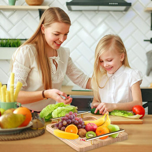 Plateau de service en bambou avec cadre métallique, poignée carrée, qualité restaurant, pour fruits, snacks, pizzas, usage commercial - Product Image 1