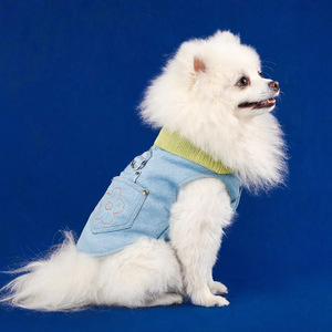 Chaqueta Vaquera PETCIRCLE para Perros y Gatos, Diseño con Collar, Correa y Bolsillos con Flores, Primavera/Verano - Product Image 2