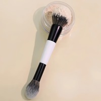 Kit de 4 pinceaux de maquillage double-embout à manche en bois, incluant pinceaux angulaires pour blush, fond de teint, contour et anticernes, Noir et Blanc, Outils de maquillage véganes