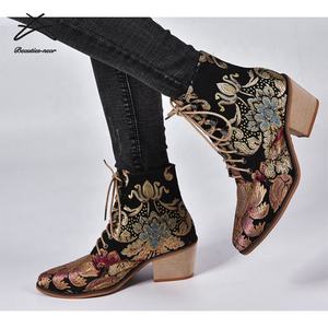 Stivali da <span class=keywords><strong>Donna</strong></span> in Pelle PU con Tacco Basso e Punta Piccola, Design Italiano, Produzione e Vendita all'Ingrosso dalla Cina - Product Image 5