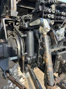 Tracteur agricole sur chenilles Case 210 4x4 avec moteur 210 CV, pompe haute performance et <span class=keywords><strong>conception</strong></span> à entretien facile - Product Image 6