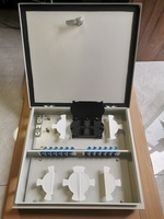 Panneau de brassage à fibre optique mural intérieur/extérieur ODF 24 ports Boîte de terminaison Armoires étanches 48 72 96 144 cœurs Blanc FTTH