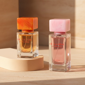 Nuevo Diseño, Botella de Perfume de Vidrio Vacía de 30ml/50ml, Ecológica, Mate, de Alta Calidad, con Tapa Cuadrada de Resina de Color, a Prueba de Fugas, para Viaje - Product Image 3