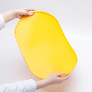 Food Grade Siliconen Voermat Voor Huisdieren Met Opstaande Rand, Lekvrij Ontwerp Voor Gebruik Binnenshuis, Aangepaste Maten En Logo Beschikbaar - Product Image 5