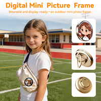 Insignia Electrónica Digital con IA Recargable y Conexión Bluetooth, Pantalla Táctil HD de 1.85 Pulgadas con Imagen Personalizada, Broche de Moda