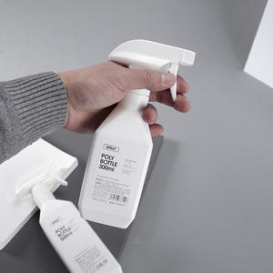 Bouteille pulvérisateur en plastique HDPE de 300 ml et 500 ml, pulvérisateur à fine brume avec gâchette pour le nettoyage de la <span class=keywords><strong>maison</strong></span>, le salon de coiffure, pulvérisateur de plantes anti-fuite - Product Image 3