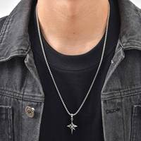 Collier Gothique Punk Anti-ternissement en Acier Inoxydable avec Pendentif Croix Étoile et Zircon Noir pour Hommes - Vente en Gros
