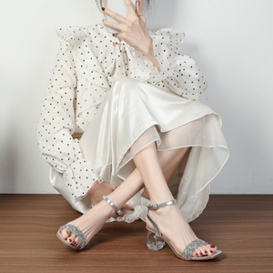 Nouvelles sandales d'été 2026 pour femmes, style européen et américain, à talon épais, bout carré, ajourées, avec bride à boucle unique - Product Image 6