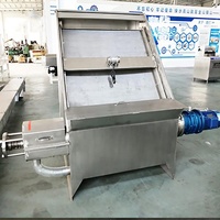 Séparateur de liquide solide Écran incliné Séparateur sec et humide Machine de déshydratation du fumier pour traiter le fumier des animaux de ferme