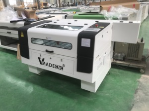 เครื่องแกะสลักเลเซอร์ CO2 แบบตั้งโต๊ะ รุ่น 6090 ราคาดีที่สุด 30W 60W 80W เครื่องตัดเลเซอร์ขนาดเล็กแบบกำหนดเองได้ สำหรับแกะสลักและตัดไม้ กระดาษ ยาง - Product Image 4