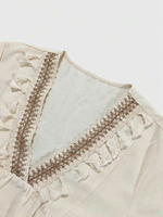 Robe Courte Bohème Ivoire à Col en V et Manches Longues avec Franges pour Femme – Tenue de Vacances – Vente en Gros et Personnalisation