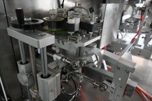 Tùy chỉnh tự động Hạt thức ăn vật nuôi máy đóng gói điền niêm phong ngày in ấn <span class=keywords><strong>Pouch</strong></span> preamde Túi máy đóng gói - Product Image 5