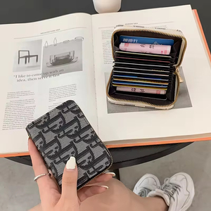 Cartera de cuero PU con logotipo personalizado, tarjetero, monedero con bloqueo RFID, Cartera de acordeón plegable pequeña para mujeres y hombres - Product Image 5