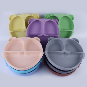 Plato de Silicona para Bebés con 3 Divisiones, Antideslizante, Seguro para Niños Pequeños, Libre de BPA y Ecológico - Product Image 1