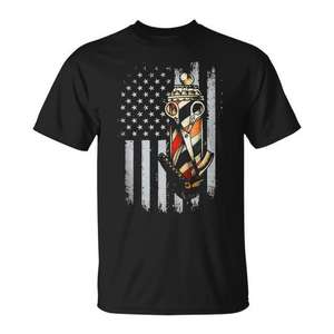 Camiseta con diseño de bandera americana negra para hombre, estilo Barber Pole, temática de barbería - Product Image 1
