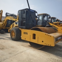 Compacteur vibratoire à tambour unique Caterpillar CS76 de 17 tonnes d'occasion, moteur d'origine en excellent état, à vendre