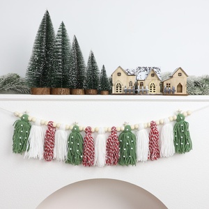 <span class=keywords><strong>Guirlande</strong></span> <span class=keywords><strong>de</strong></span> Noël artisanale en polyester avec pompons, style bohème européen, perles, pour arbre, cheminée, manteau <span class=keywords><strong>de</strong></span> cheminée, décoration murale - Product Image 2