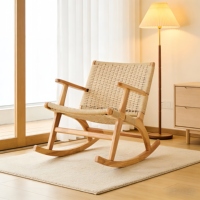 Fauteuil à bascule décontracté en rotin tressé avec accoudoirs, style nordique, pour balcon, salon, bar ou salle à manger