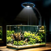 Lampe LED UFO RGBW Dimmable 5W à Spectre Complet pour Aquarium, avec Pince Flexible, pour l'Amélioration des Couleurs et la Croissance des Plantes Aquatiques