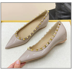 Décolleté Casual da donna scarpe da barca Slip-On primavera estate tacchi a punta interni scarpe eleganti in vernice autunno - Product Image 4