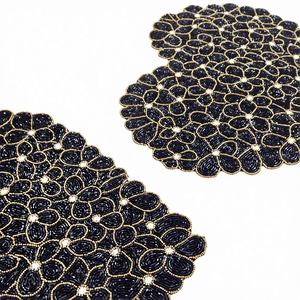 Mantel Individual de Lujo Hecho a Mano con Cuentas, Ecológico, con Diseño Floral Primaveral, Multicolor, Decoración para el Hogar - Product Image 1