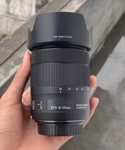 Hot Choice Camera Lens EF-S 18-135mm F/3.5-5.6 IS USM APS-C Frame Lens