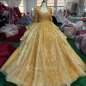 Vestido de Quinceañera de Lujo Mc032 Dorado con Hombros de Cristal, Cuentas Brillantes, Organza, Largo hasta el Suelo, Cola de Capilla, Vestido de Fiesta - Product Image 6