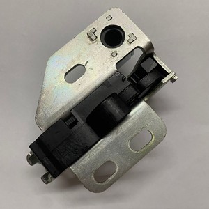ชุดล็อคประตูท้ายรถ Mercedes-Benz Sprinter 906 รุ่น 9067400035 อะไหล่เปลี่ยนประตูหลัง - Product Image 3
